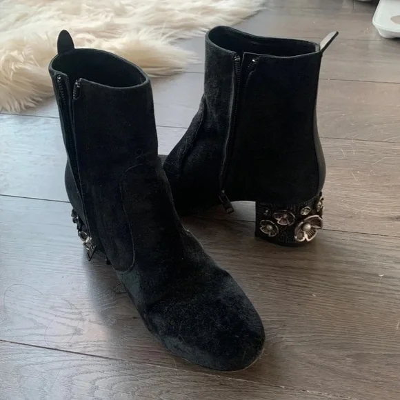 Coach tea rose boots store